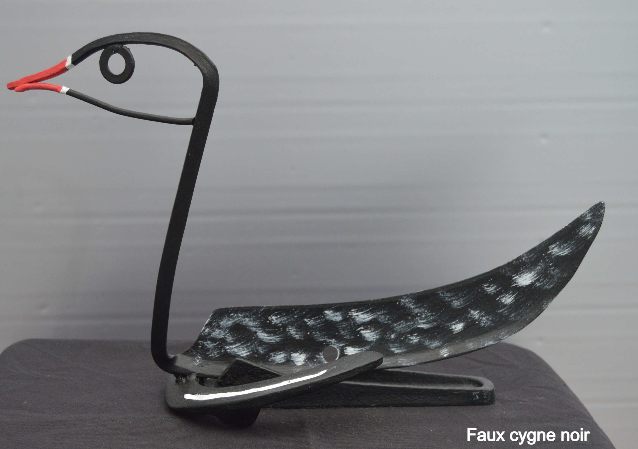 Faux-cygne-noir-recupartjacquessuet